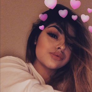 Meet your Posher, Jaquline